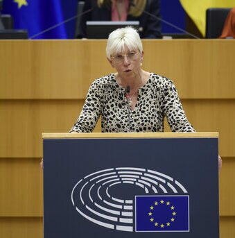 CARE et CARE +: l’Union européenne débloque des fonds à destination des régions pour l’aide d’urgence des personnes fuyant l’Ukraine