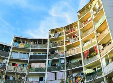 Mal-logement : Caroline Roose interpelle les autorités niçoises
